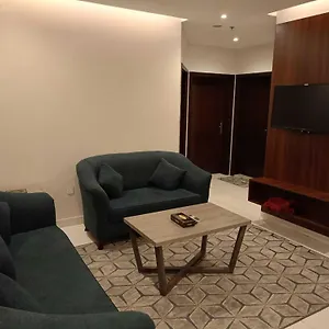 احجز هنا